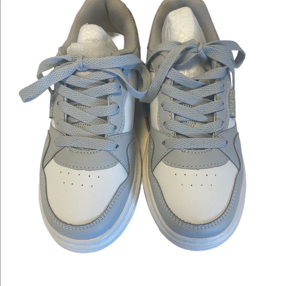 Shein teen sneakers size 35 - Picture 2 of 6